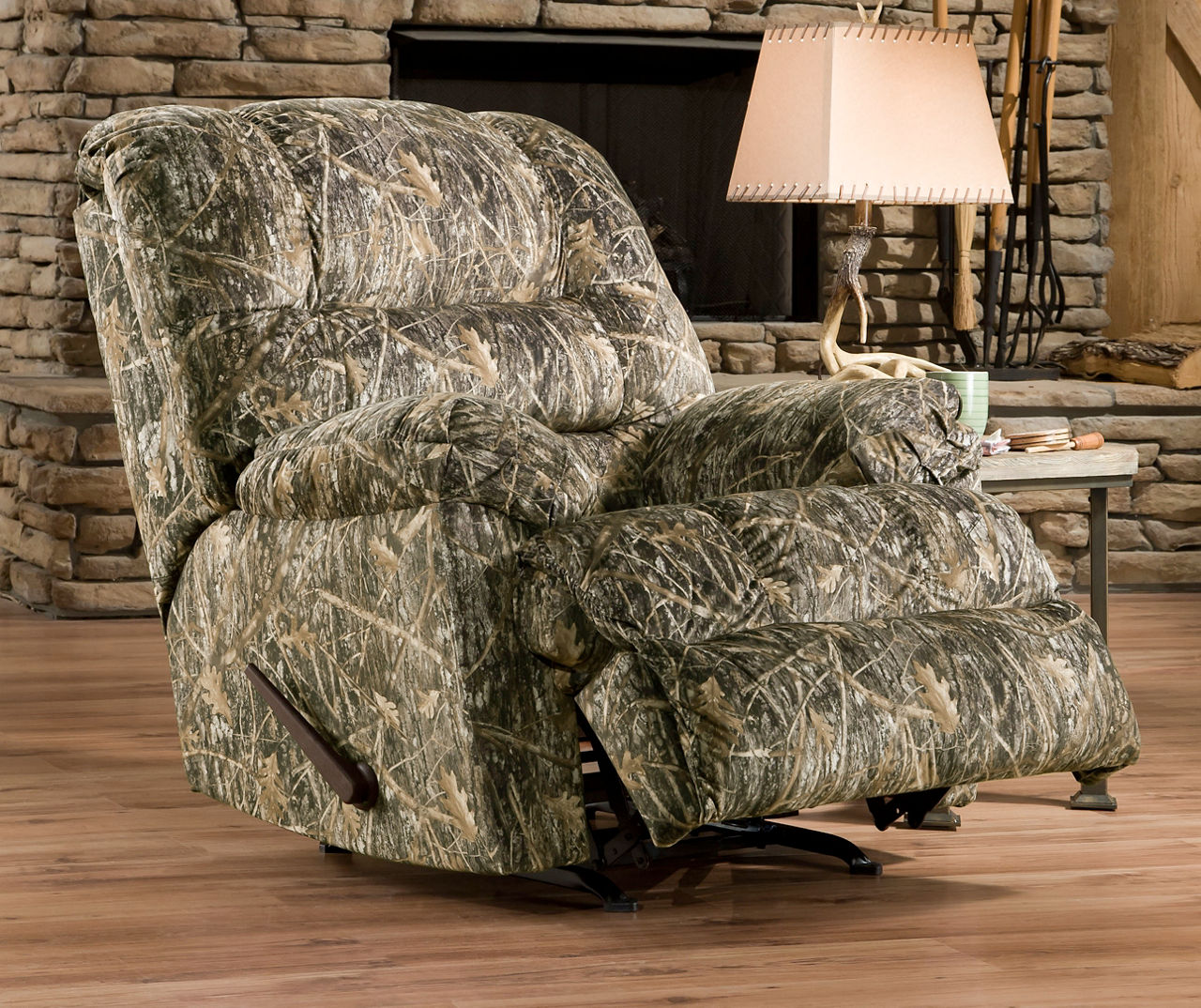 Camo recliner store chair