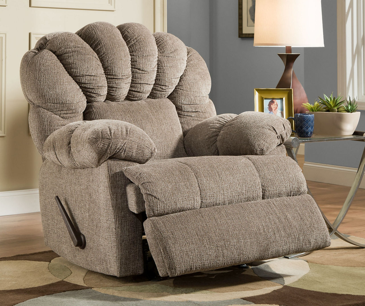 Big lots store snuggler recliner