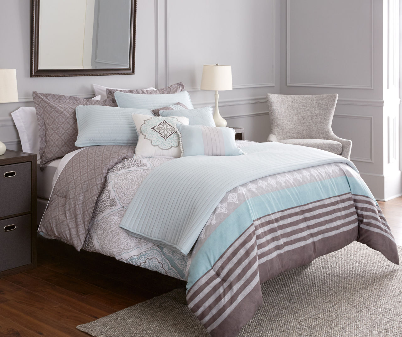 Celeste Seafoam & Gray Reversible Comforter & Quilt 10Piece Queen Set