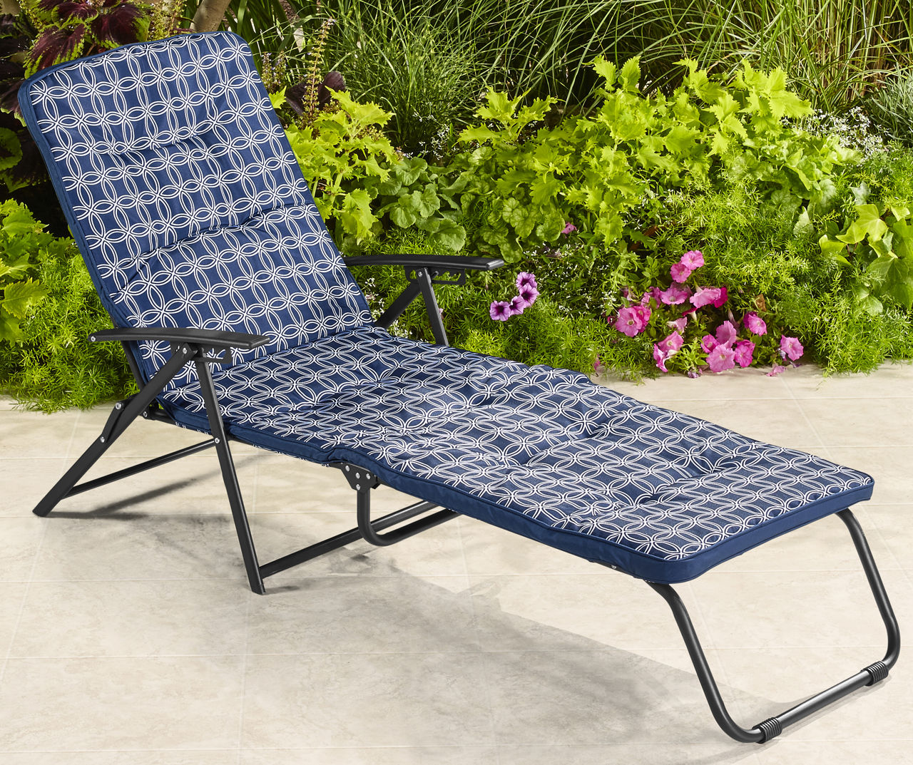 Wilson & fisher sea blue padded store folding lounger