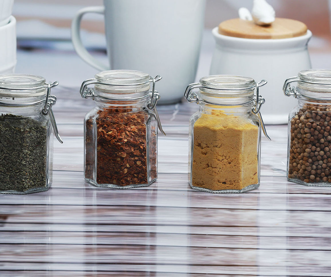 1.12 jar. A bunch of Spice Jars on the Table. A bunch of Condiment Jars are lying on the Table. Баночка для хранения кофе купить в Краснодаре адреса магазинов