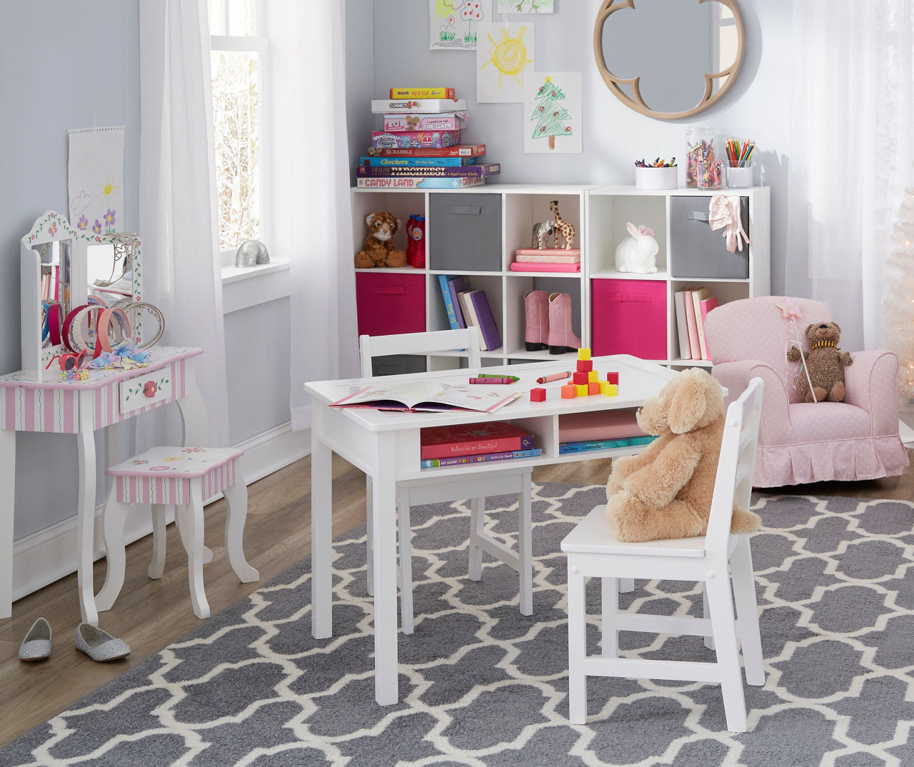 Dream Street Kids Round 5-Piece Storage Table Set