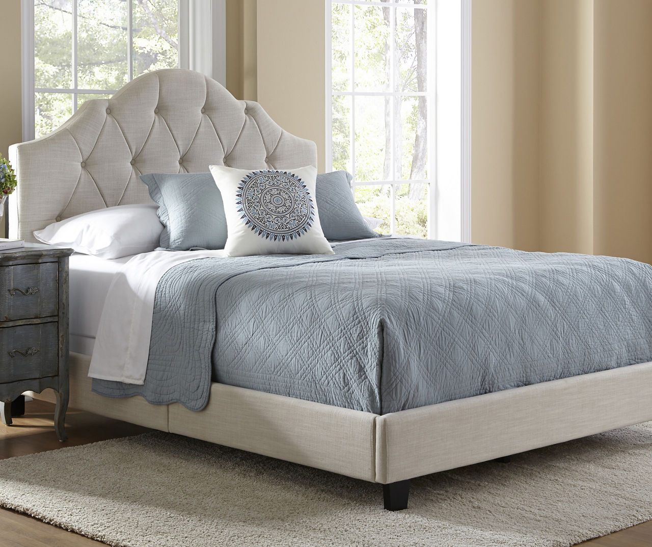 Кровать Pfeiffer Upholstered Bed