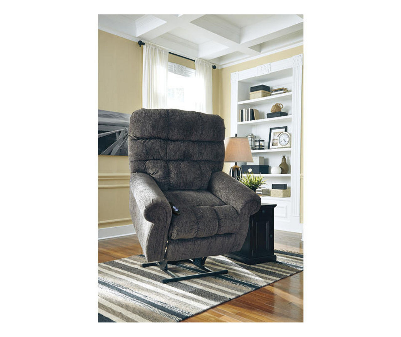 Power lift best sale chairs big lots