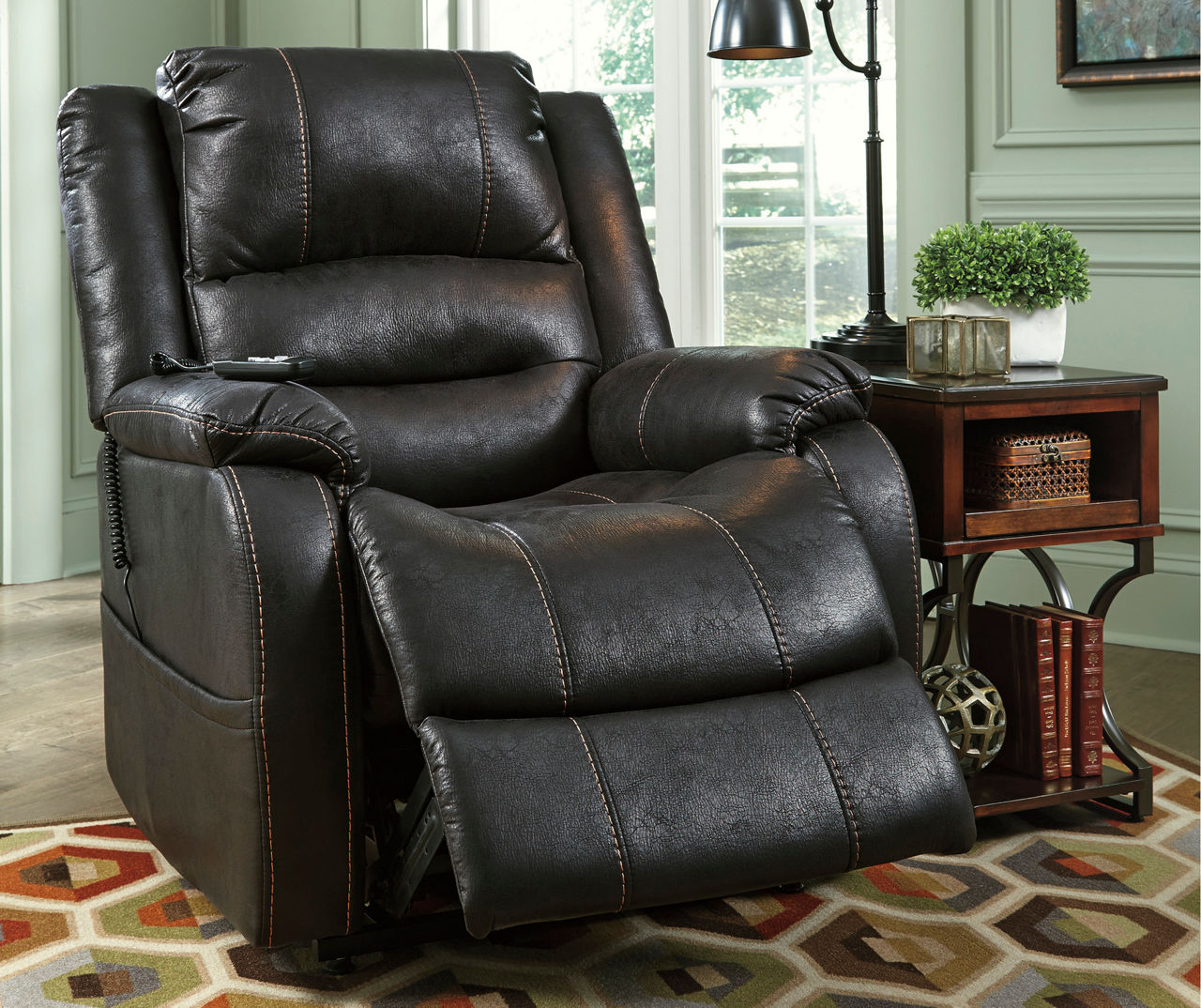 Big lots black deals recliner