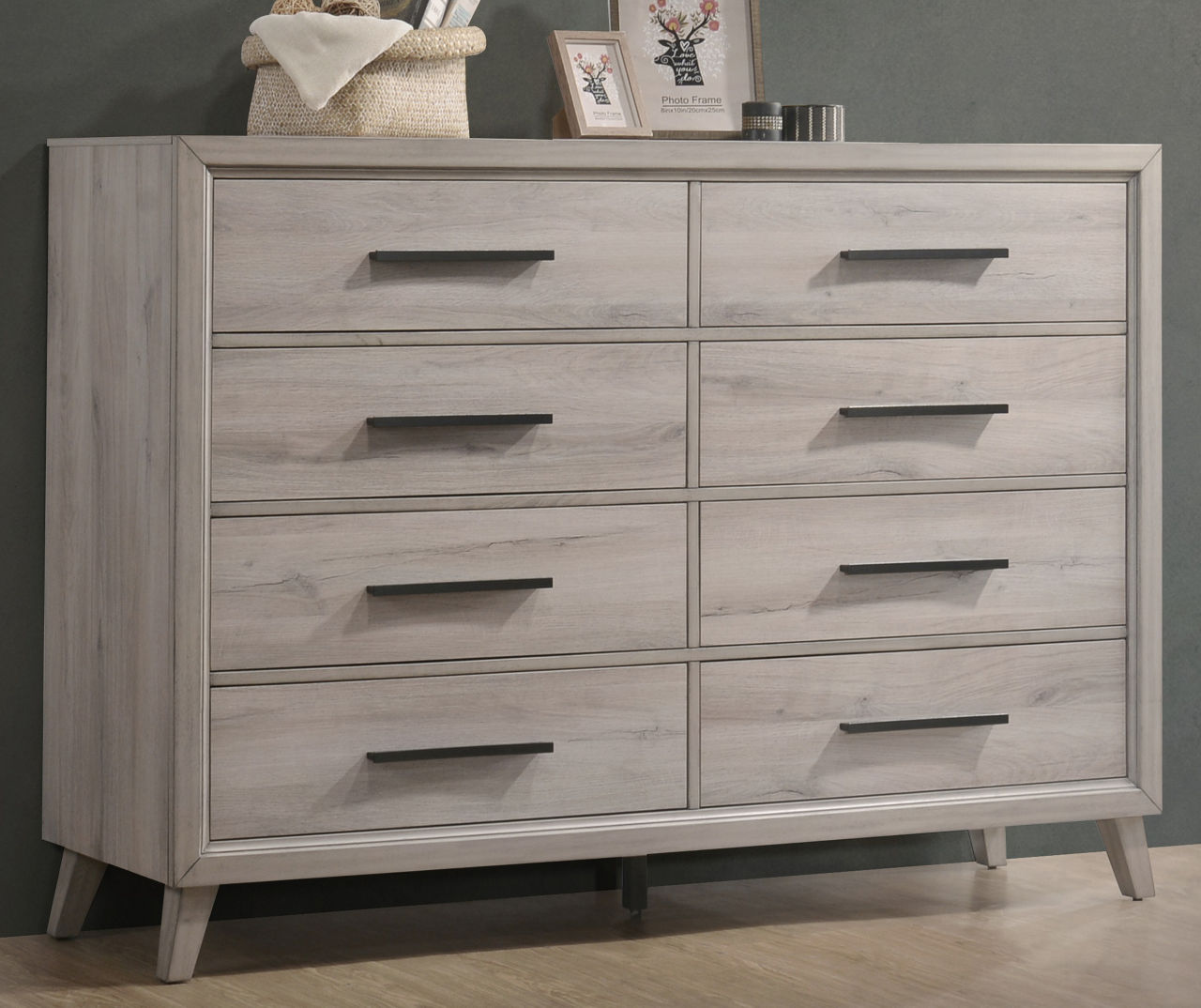 Modern 8-Drawer Dresser for Bedroom Storage