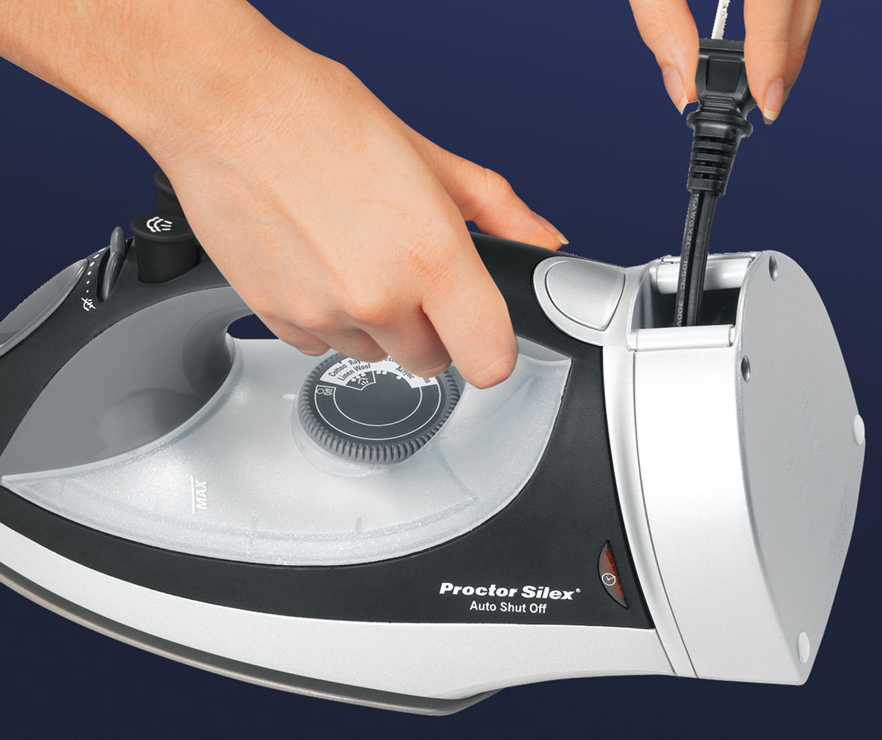 LodgMate Auto Shut-off Retractable Cord Steam Iron