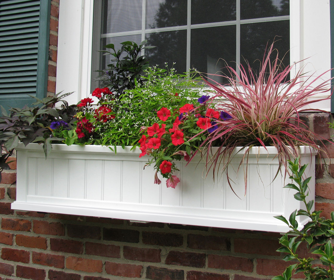 Mayne Inc. Cape Cod 4' Window Box Big Lots