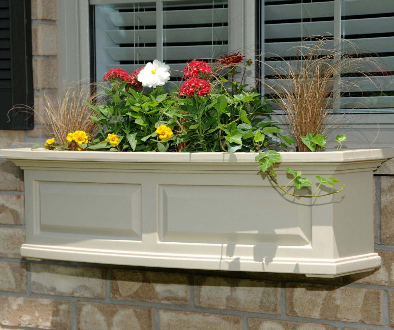 Mayne Inc. Nantucket 3' Clay Window Box 