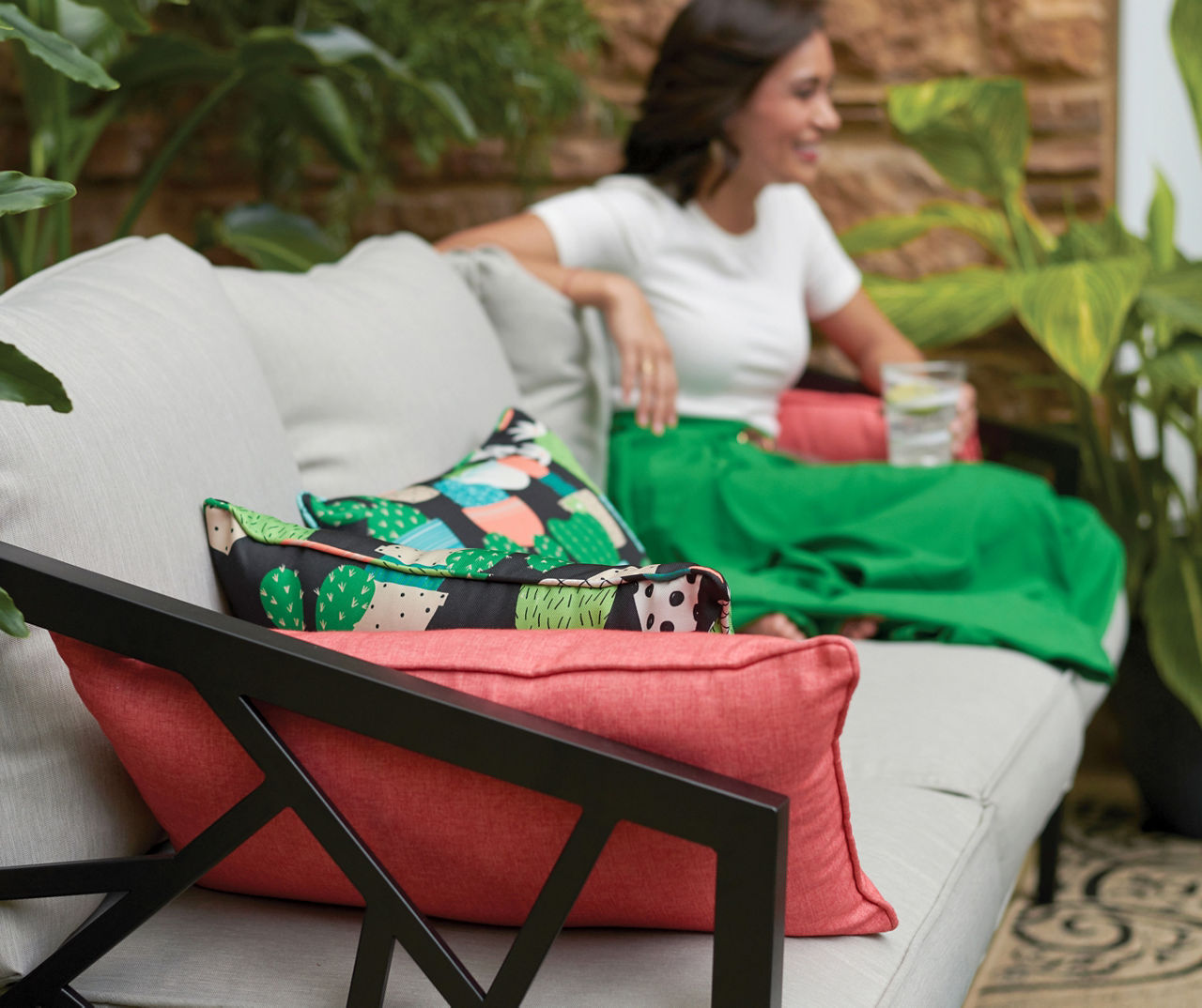 Verrado black cushioned patio outlet sofa