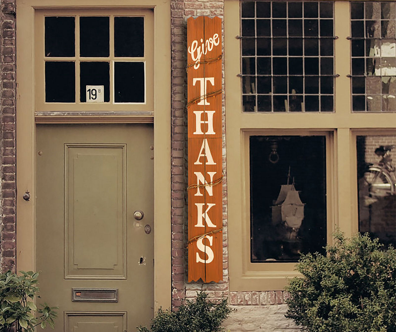 "Give Thanks" Wood Panel Porch Leaner Sign