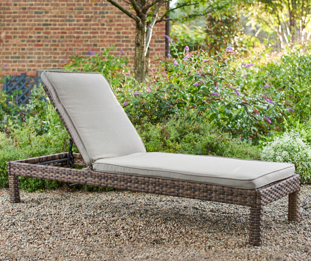 Tan chaise lounge discount chair