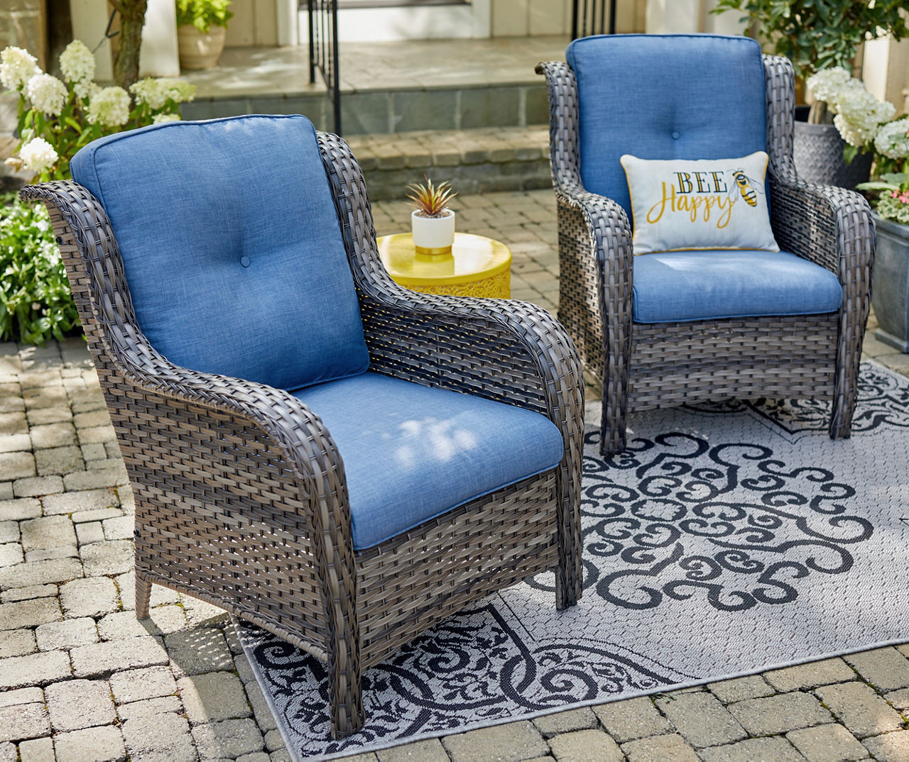 Wilson & fisher oakmont navy online blue cushioned patio seating set