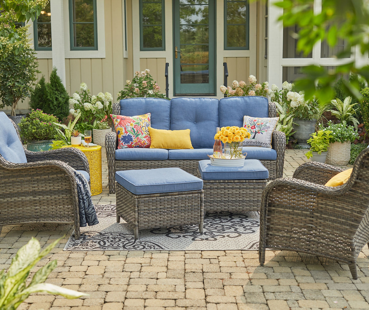 Navy blue deals wicker patio furniture