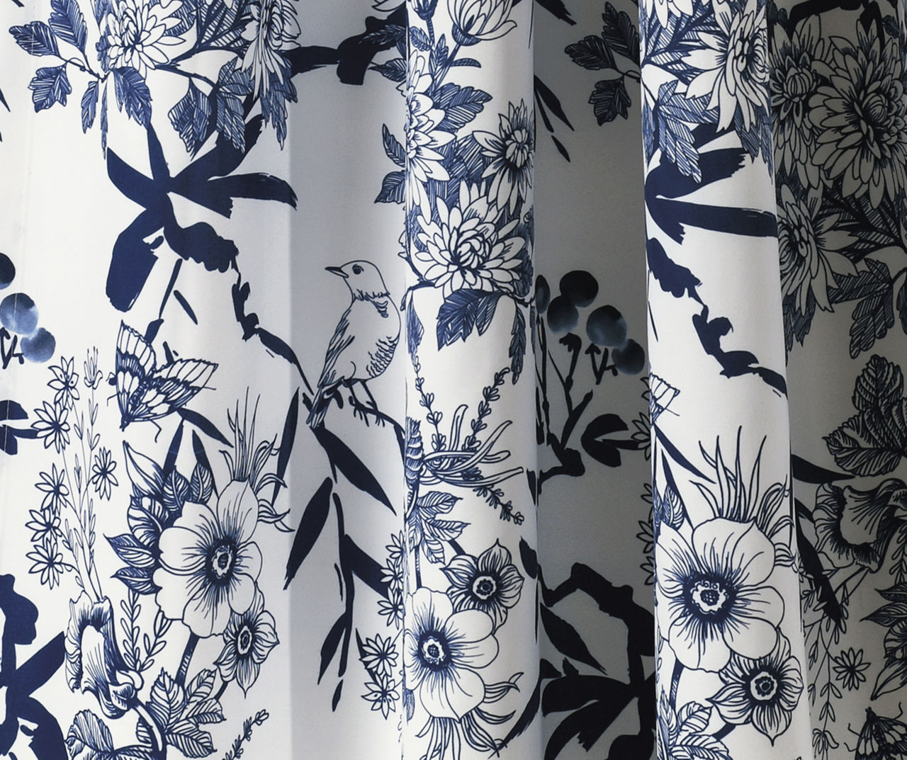 Botanical Garden Navy & White Room-Darkening Rod Pocket Curtain Panel ...