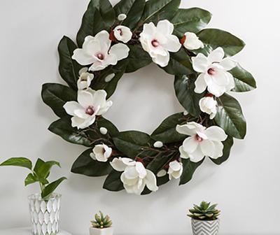 24" Magnolia Wreath