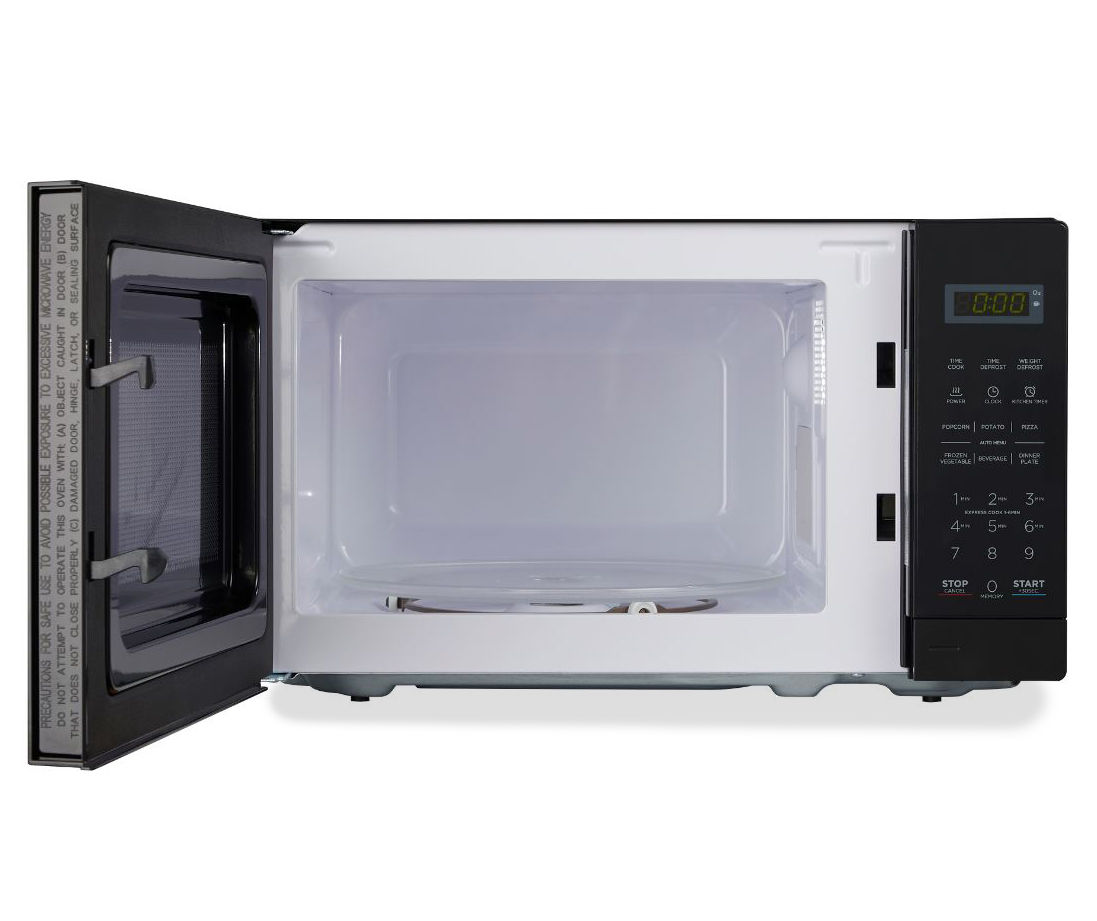 BLACK+DECKER 0.7-cu ft 700-Watt Countertop Microwave (White) at