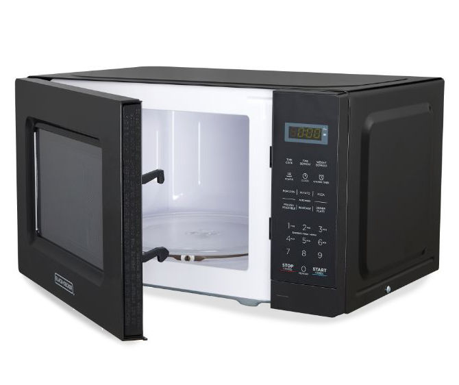 BLACK+DECKER 0.7-cu ft 700-Watt Countertop Microwave (White) at