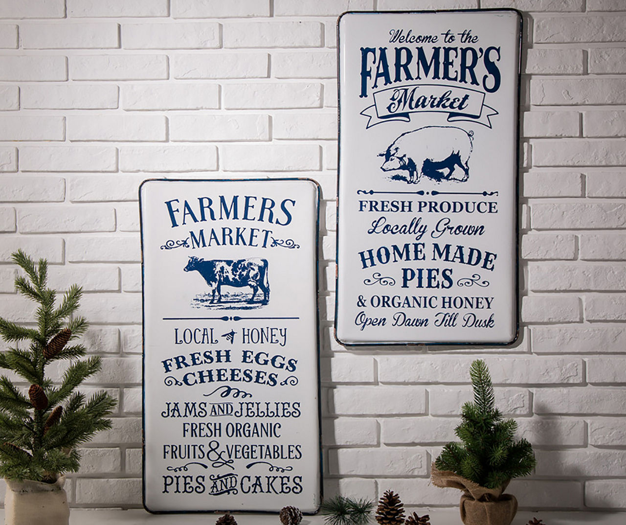 Farmhouse Pig and Market Typography Iron Wall Sign