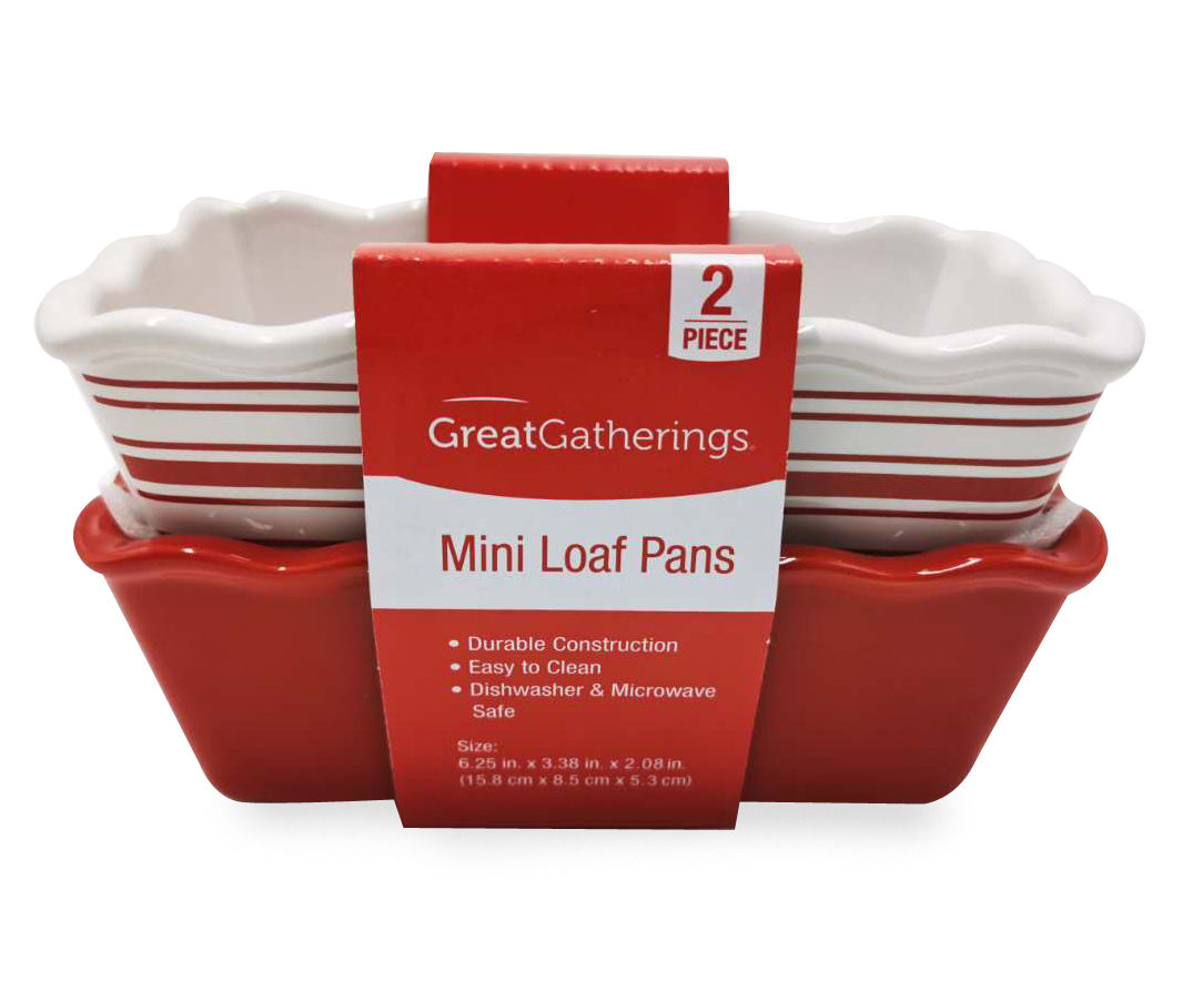 Vintage Garden Ridge Ceramic Mini Loaf Baking Pan in Christmas Theme. Set  of 3 Mini Loaf Pans 