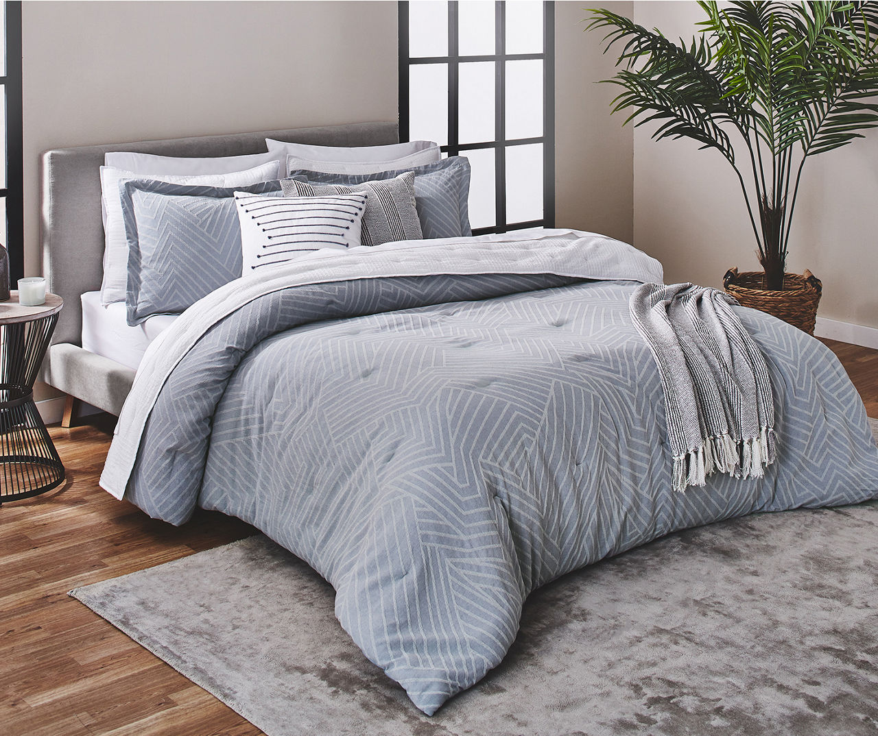 Scott Living Scott Living Point Sur Chambray Blue 3-Piece Comforter Set ...