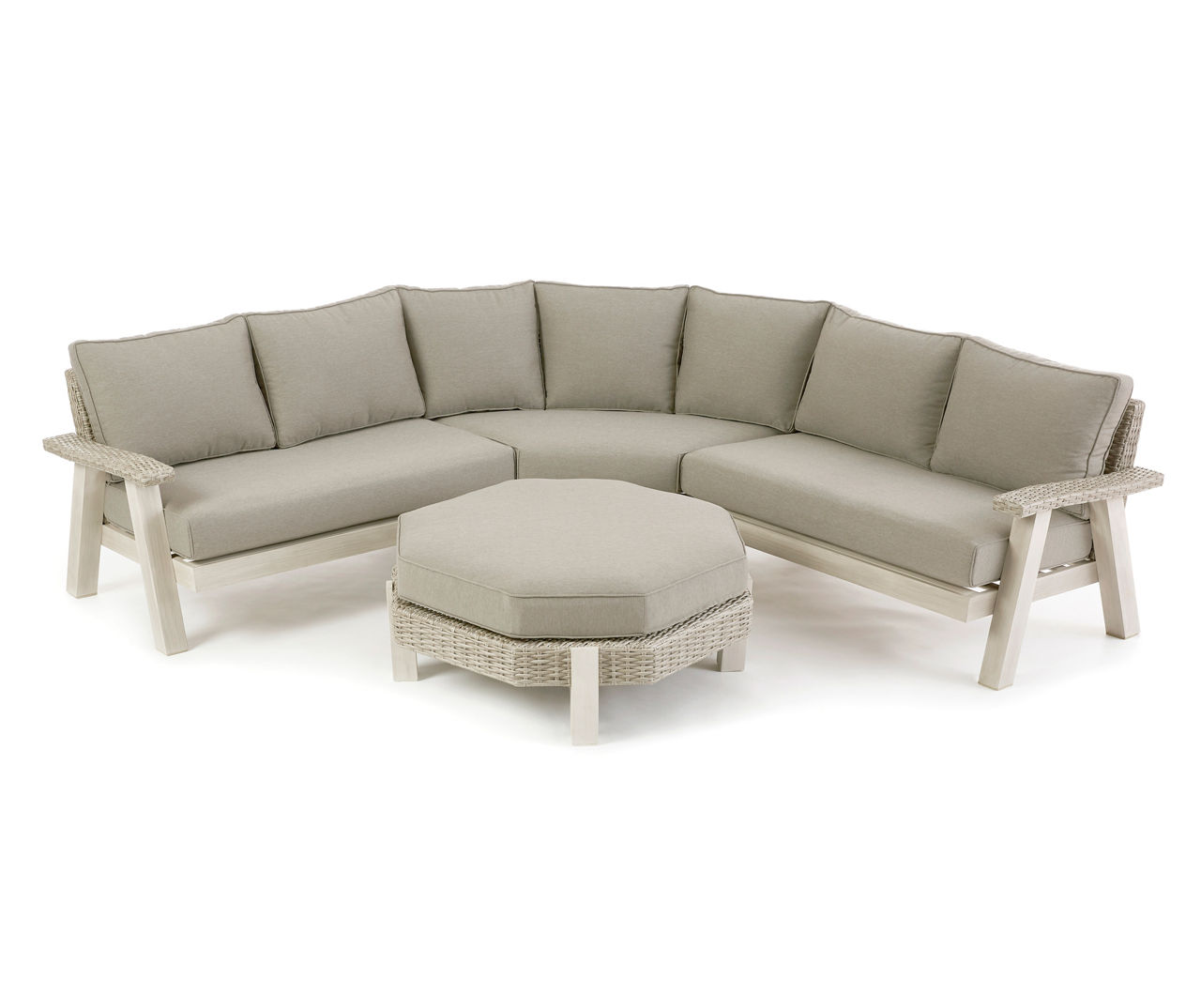 Broyhill legacy outlet ashford sectional