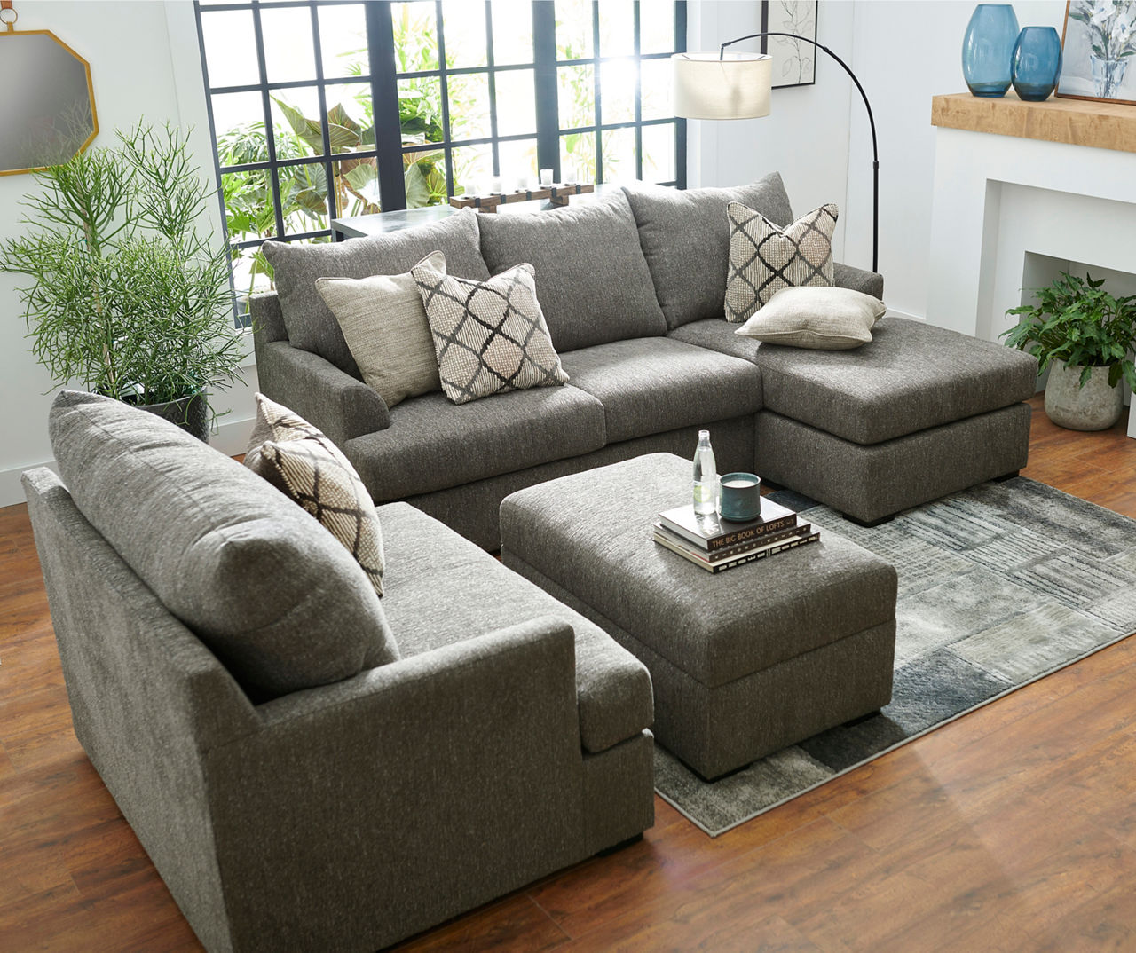 Broyhill sofa store with chaise