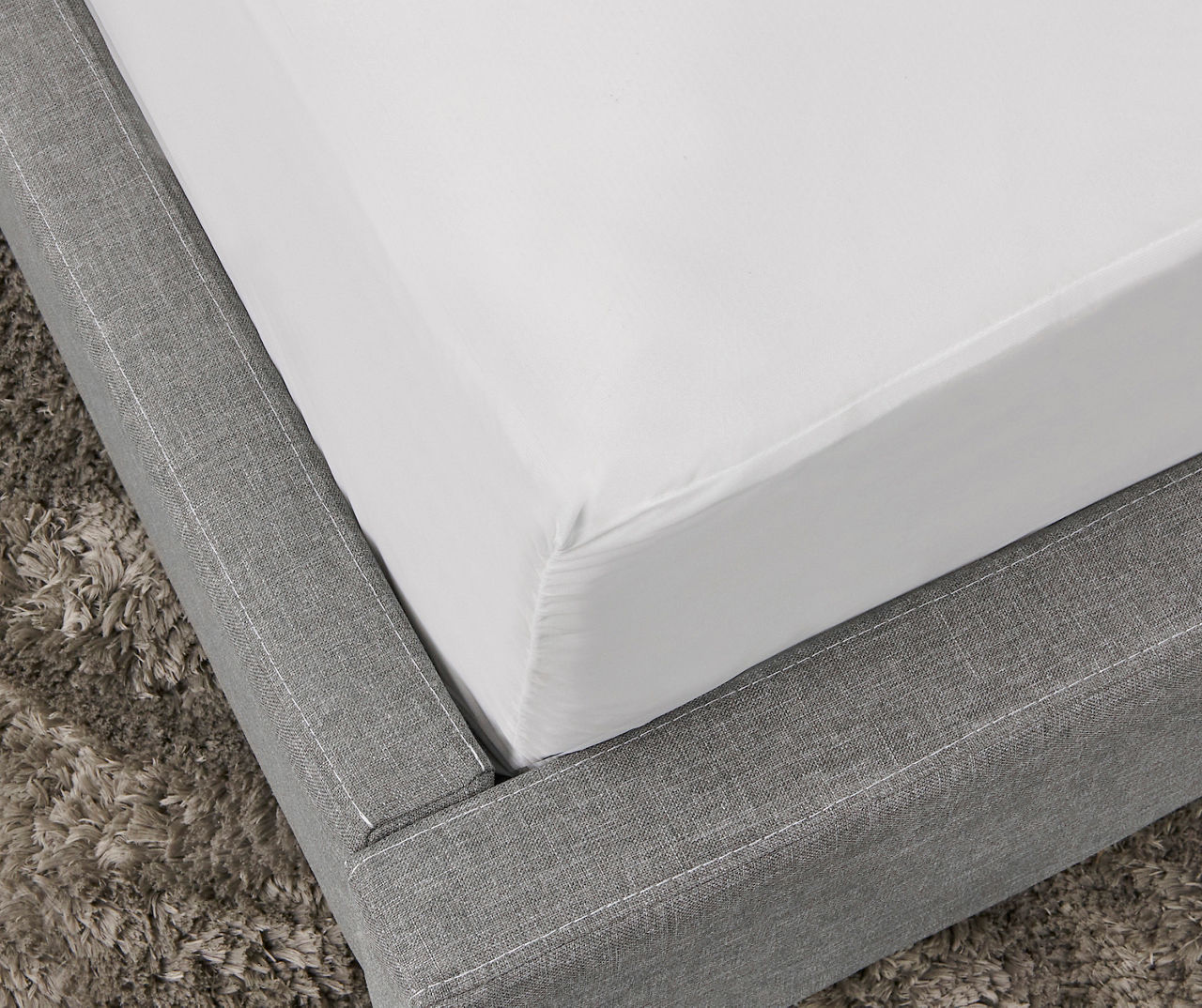 Twin Vinyl Fitted Mattress Protector