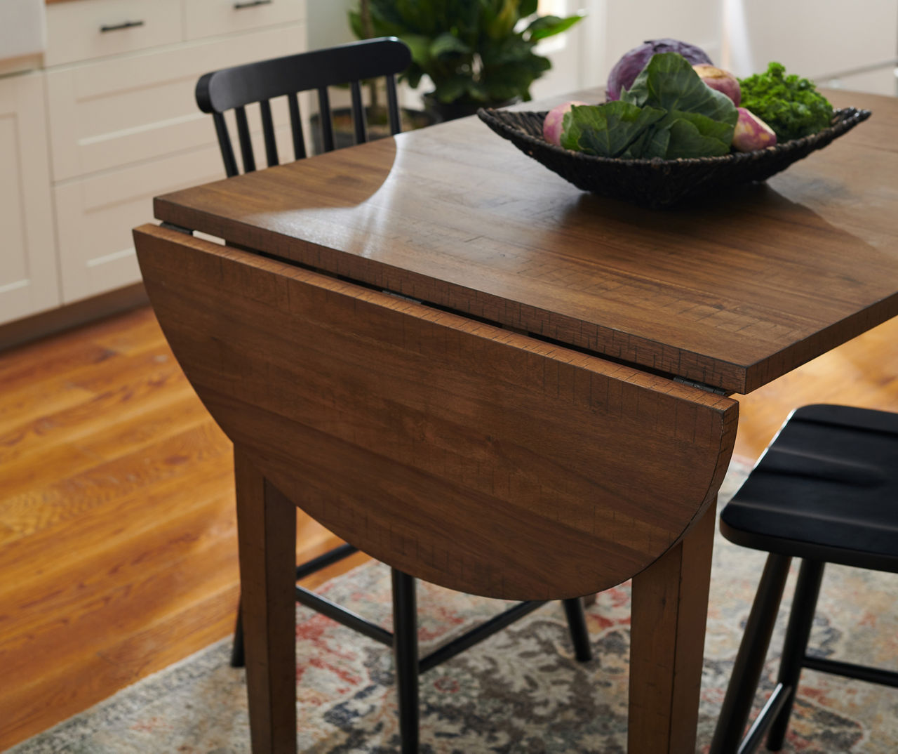 broyhill attic heirlooms dining room