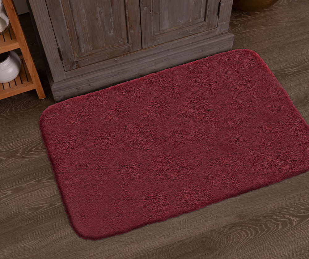 Acclaim Merlot Bath Rug, (34" x 20")