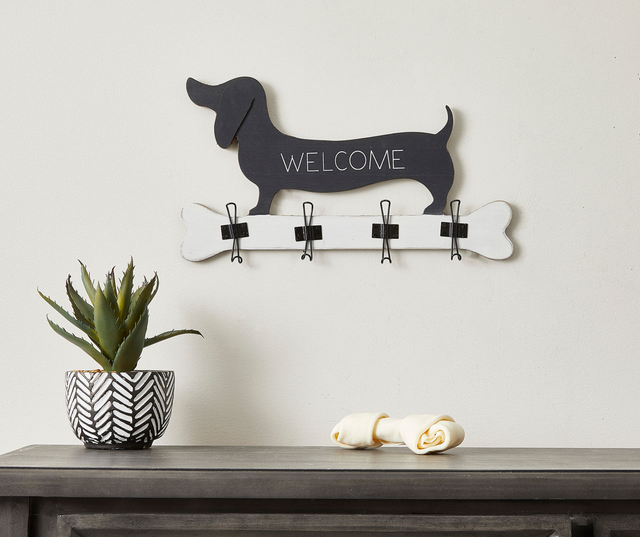 "Welcome" Dog & Bone 4-Hook Wall Plaque
