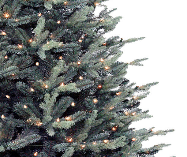 Pre lit blue spruce christmas deals tree