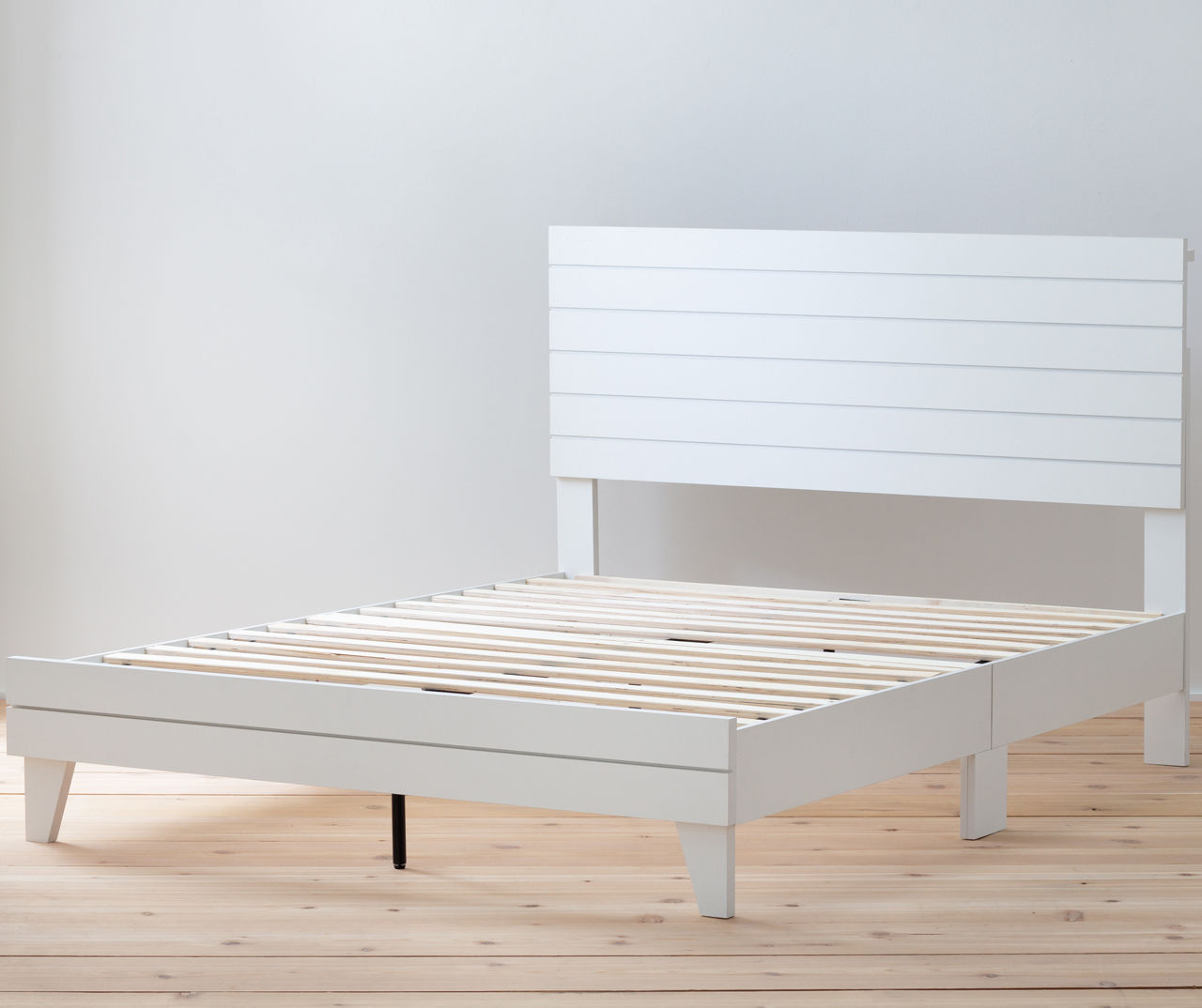 Brookside White Wood Panel Twin Platform Bed Big Lots