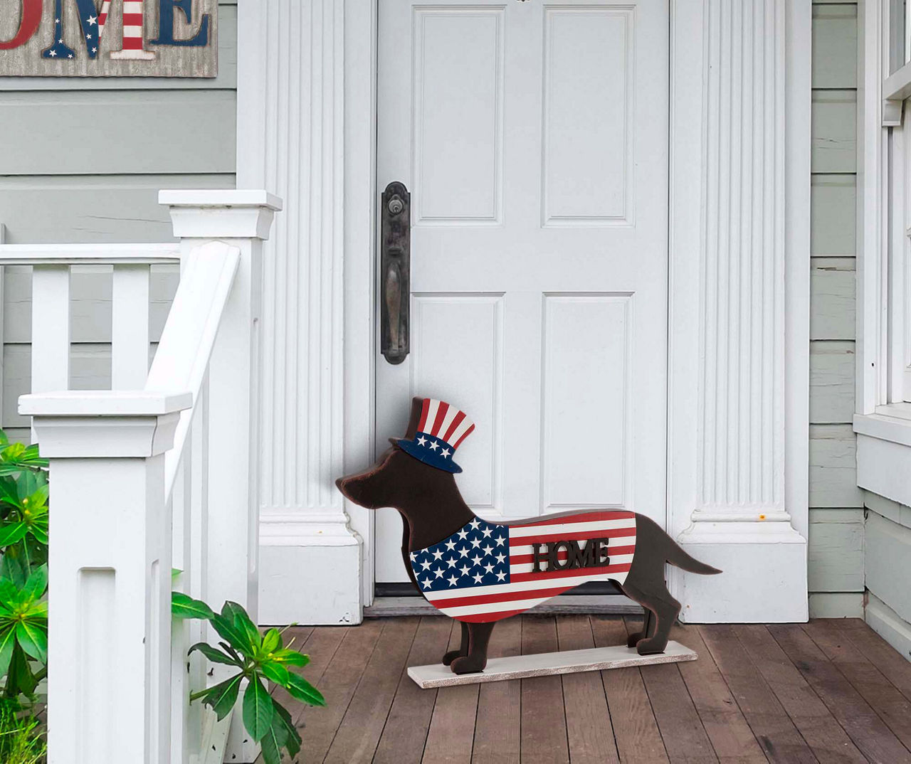 "Welcome" 2-Sided Patriotic Dachshund Decor