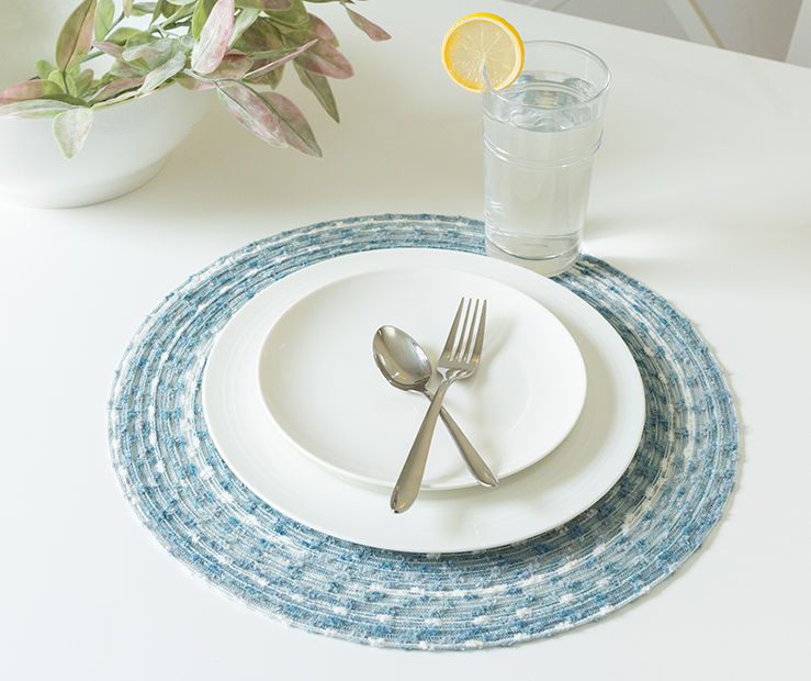 Blue Round Woven Vinyl Willow Placemat