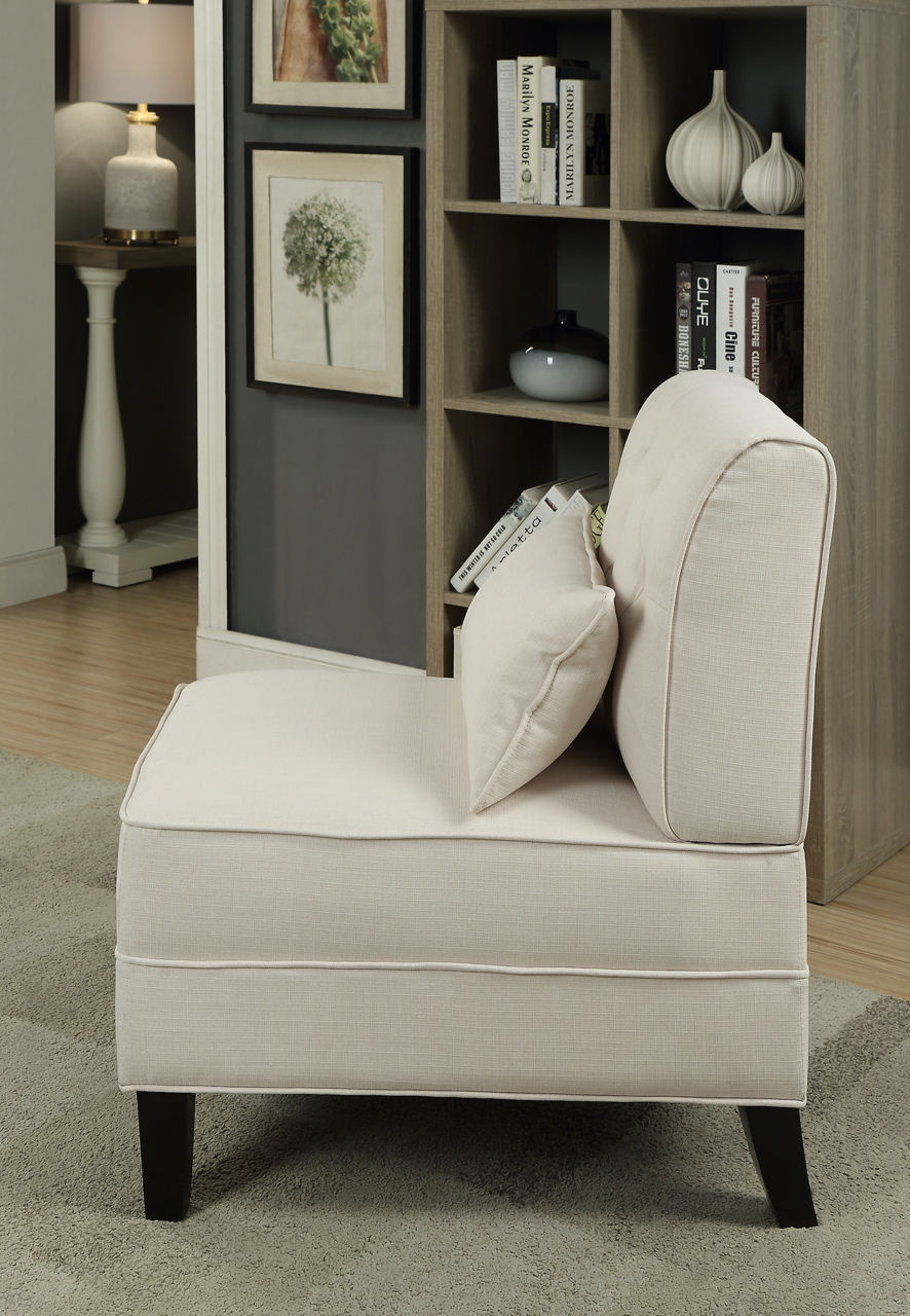 Somers Reclining Chair in Beige, L:41xW:40xH:41.5 by Bassett Furniture