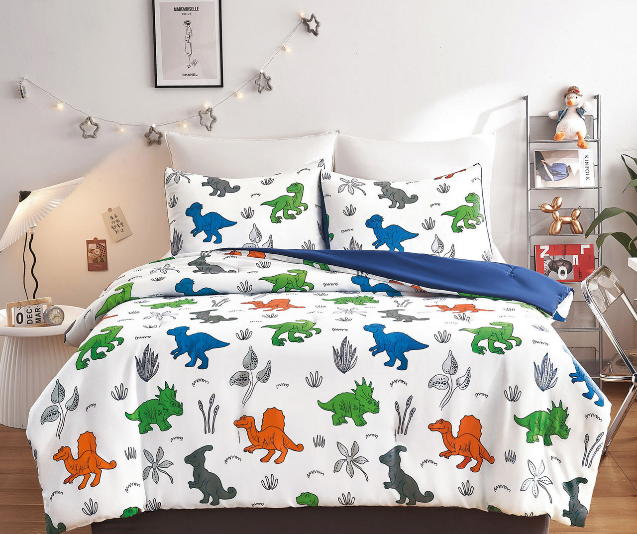 Full size outlet dinosaur comforter set