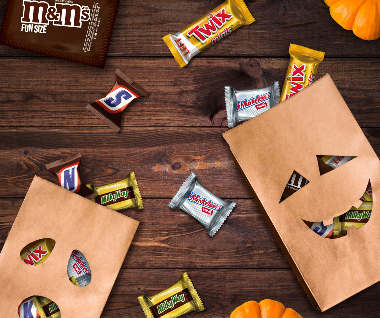 Save on Mars Halloween Fun Size Variety (M&M's Milky Way & Snickers) Order  Online Delivery
