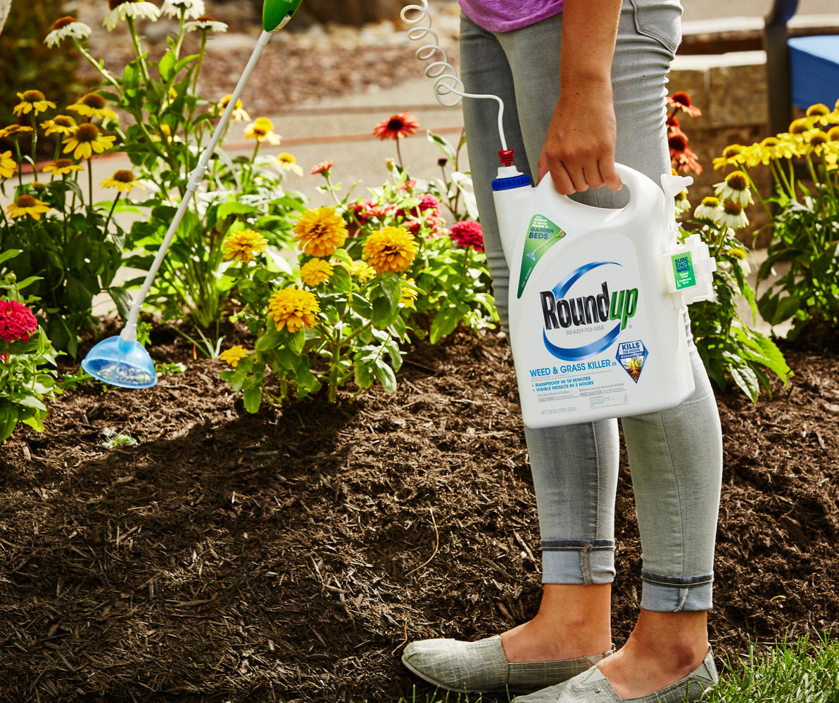 Ready-To-Use Weed & Grass Killer III With Sure Shot Wand, 1.33 Gal.