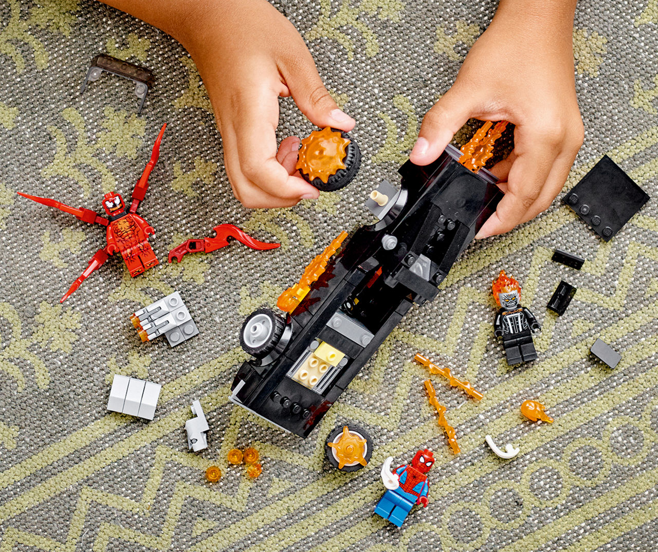 lego spiderman carnage set