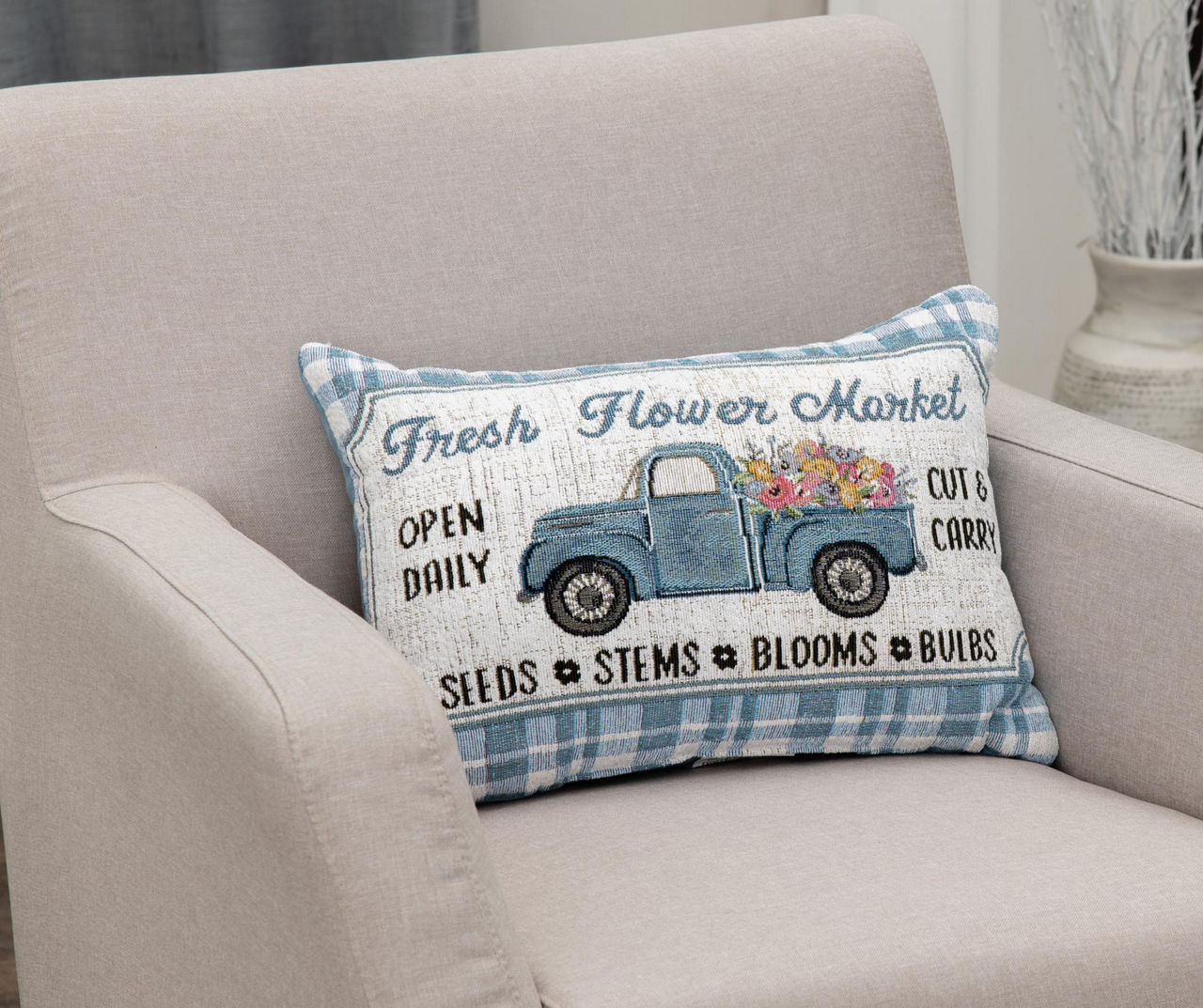 ACCENT PILLOW FLOWER TRUCK