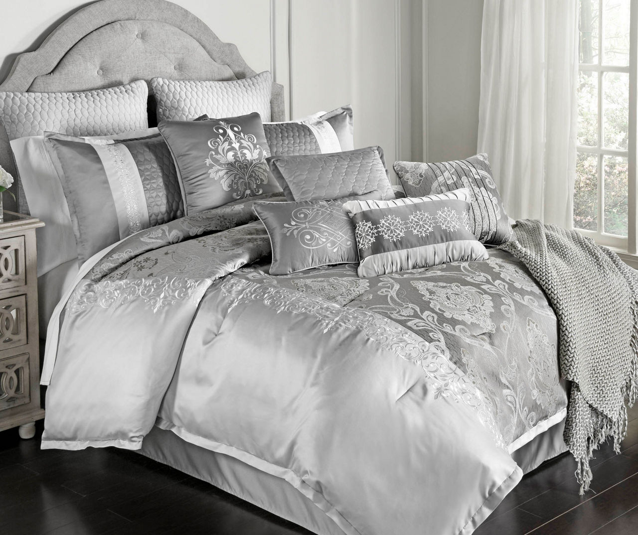 Platinum Damask Kacee King 12-Piece Comforter Set