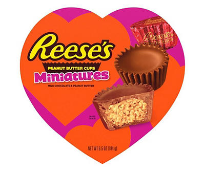 Reese's Valentine's Mini Peanut Butter Cups Heart Box, 7.8 Oz.