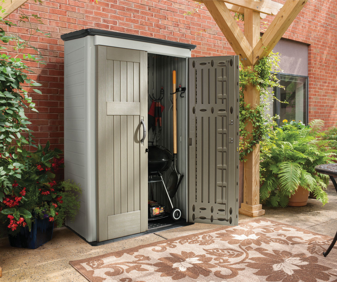 Rubbermaid Plastic Vertical Outdoor Storage Shed