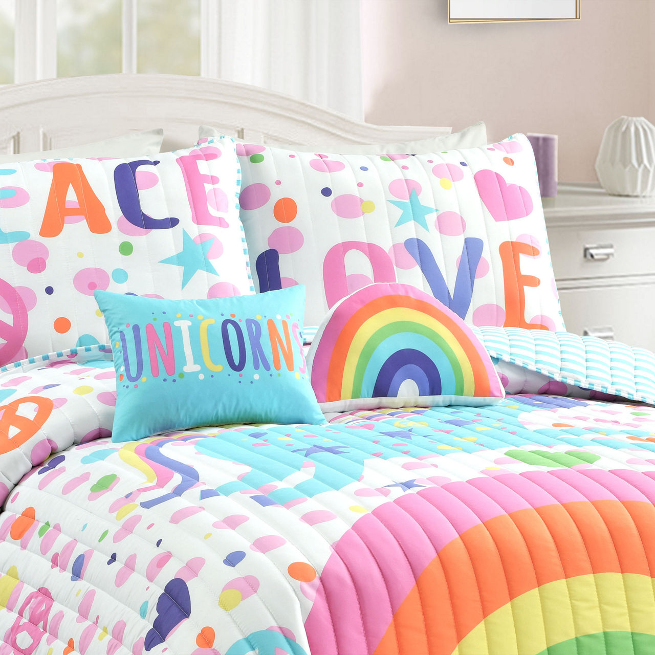 White & Rainbow Unicorn Full/Queen 5-Piece Quilt Set | Big Lots