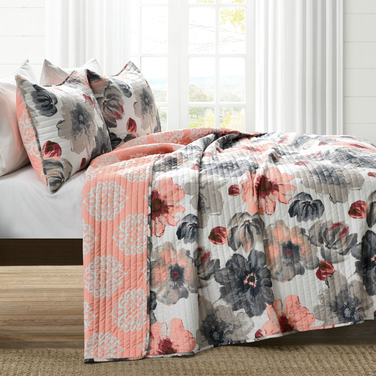 Leah Gray & Coral Floral Full/Queen 3-Piece Quilt Set