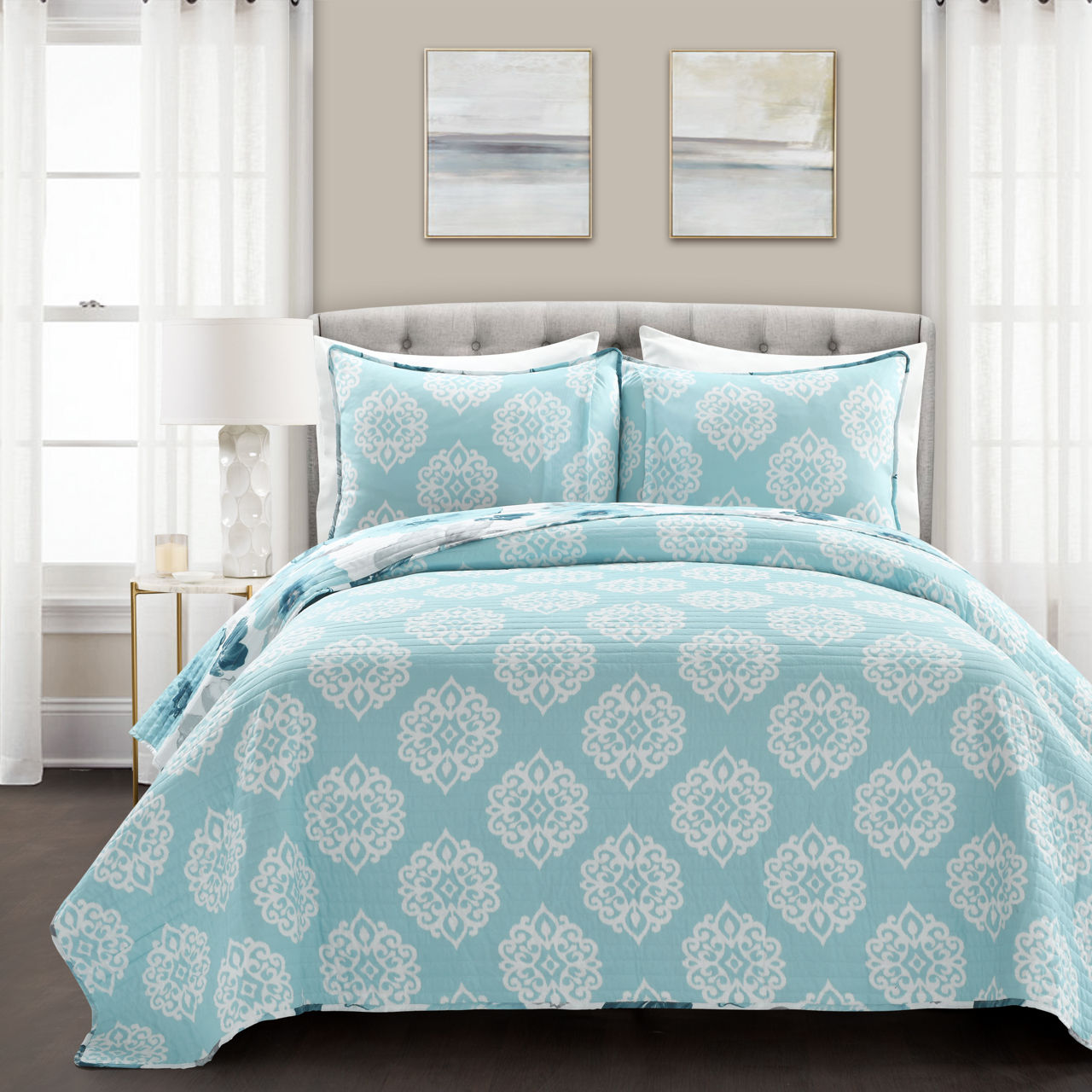 Leah White & Blue Floral Full/Queen 3-Piece Quilt Set | Big Lots