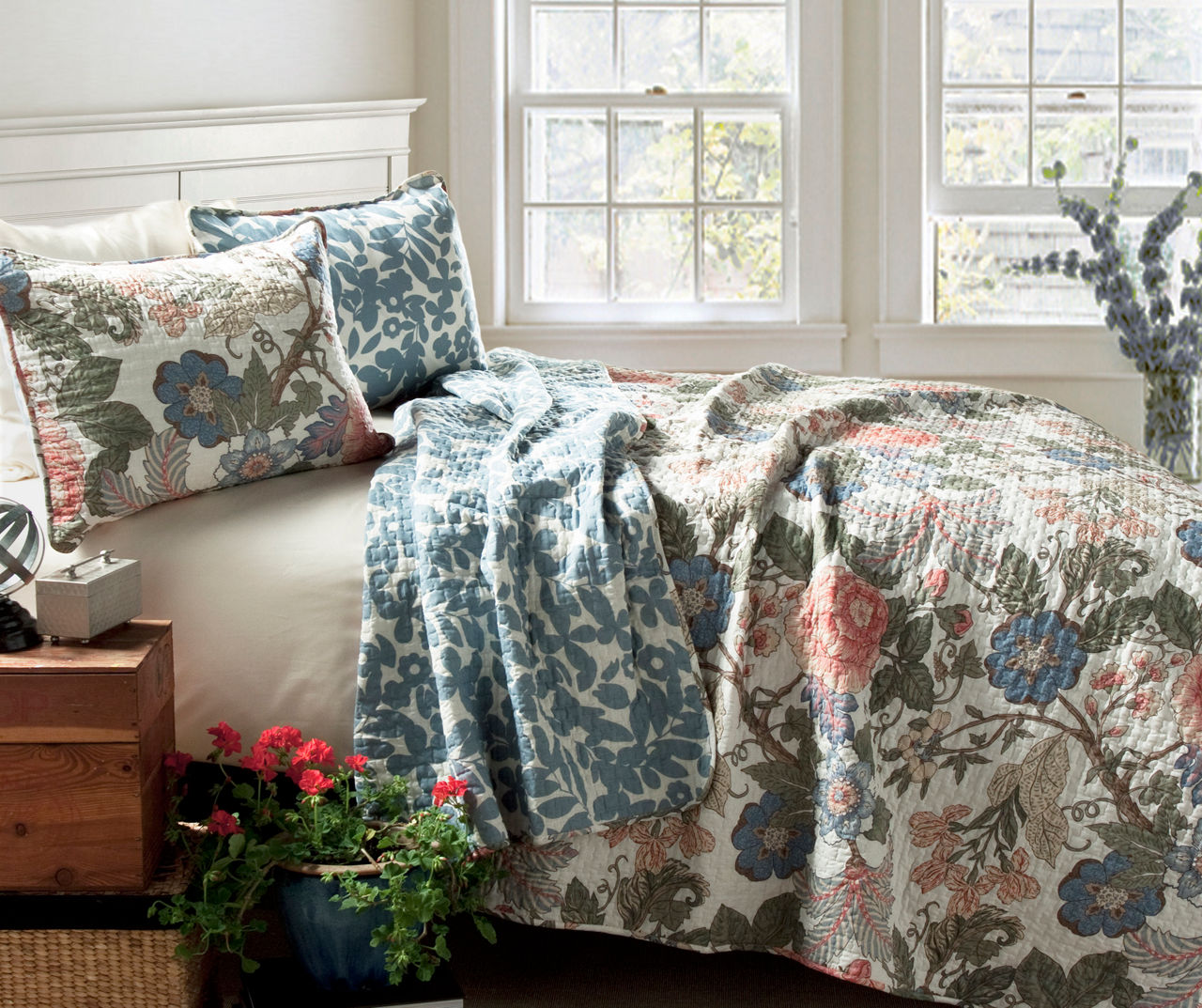 Sydney Cream & Green Floral Full/Queen 3-Piece Quilt Set