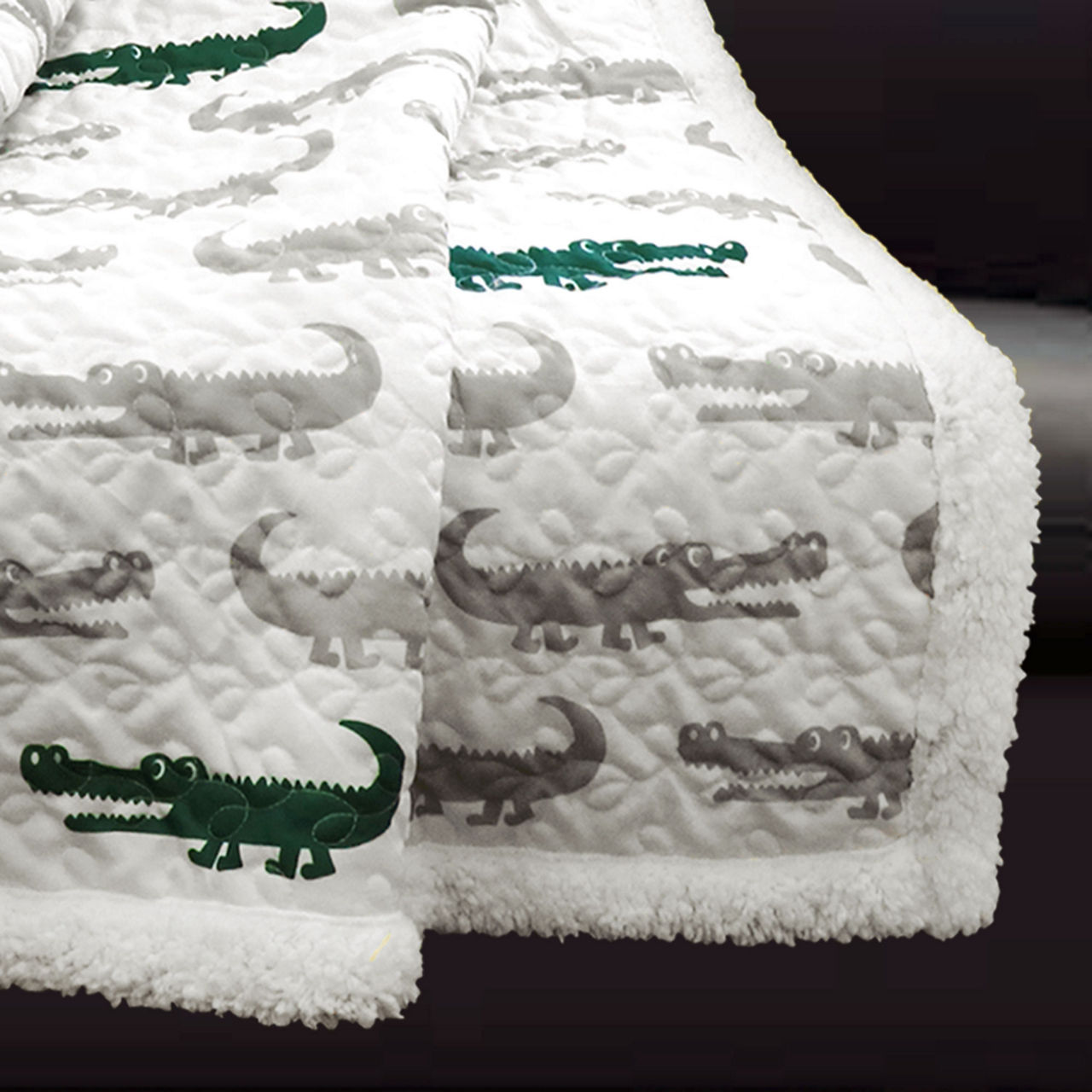 White & Green Alligator Pattern Quilted Sherpa Throw, (50