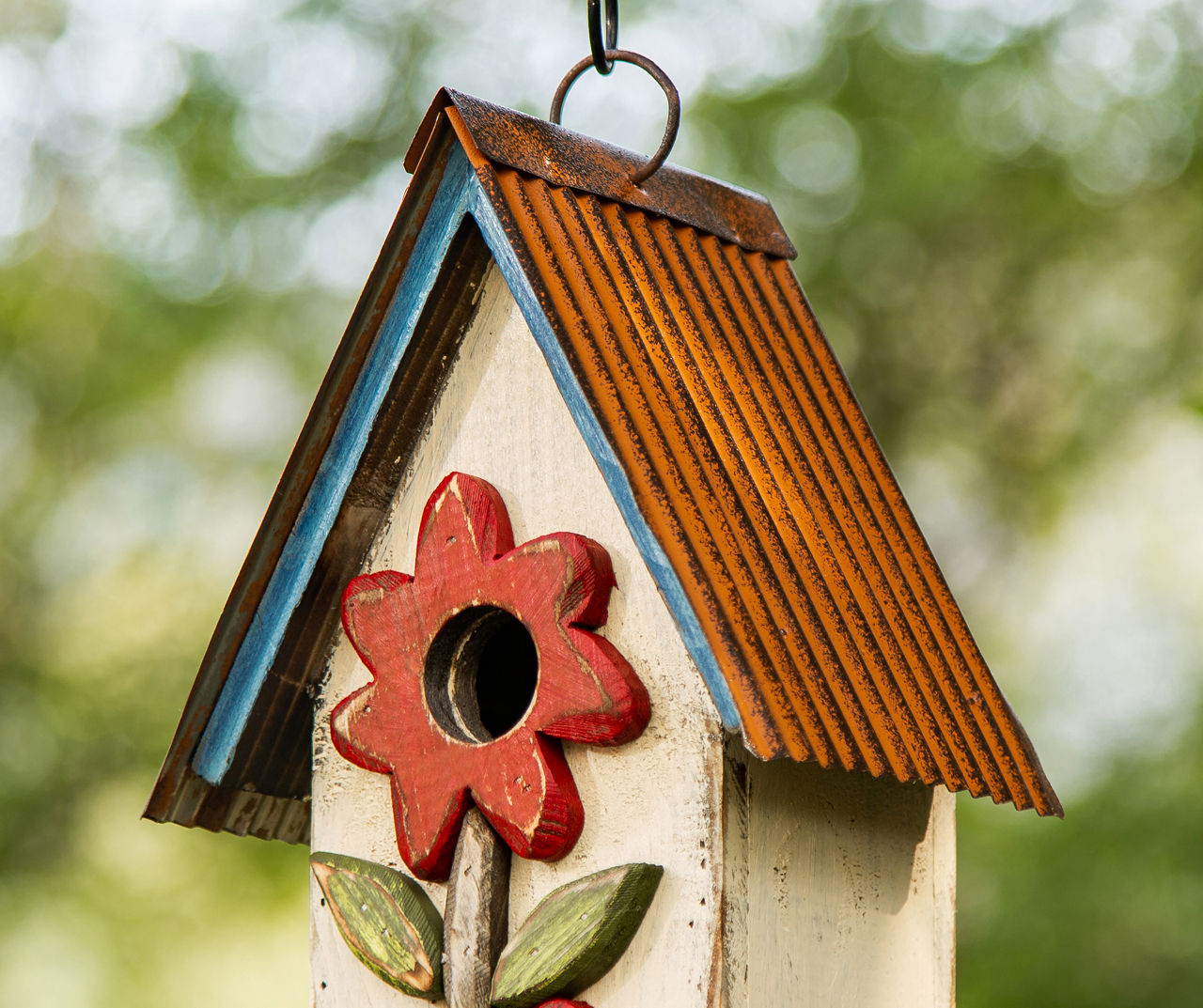 Glitzhome White 2-Tier Flower Wood & Metal Birdhouse | Big Lots